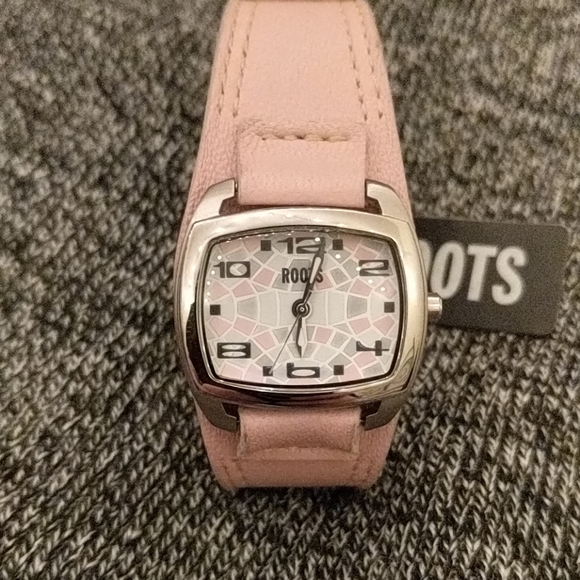ROOTS PINK WATCH